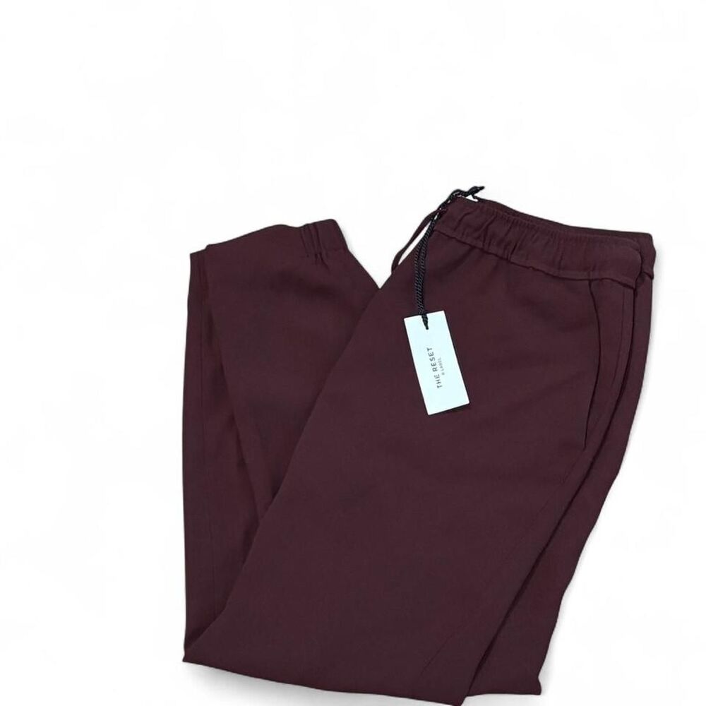 The Reset Modern Jogger | Baked Cherry | Size M | NWT